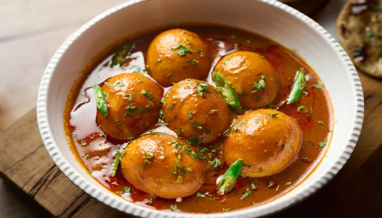 Home-Style Egg Curry Recipe | Smooth & Velvety Anda Curry